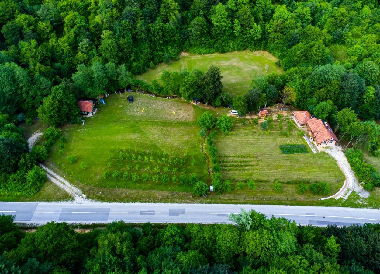 Kuca U Sumi - Forrest House Near Una National Park Bihać Buitenkant foto