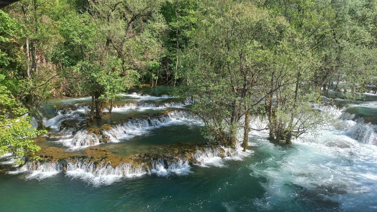 Kuca U Sumi - Forrest House Near Una National Park Bihać Buitenkant foto